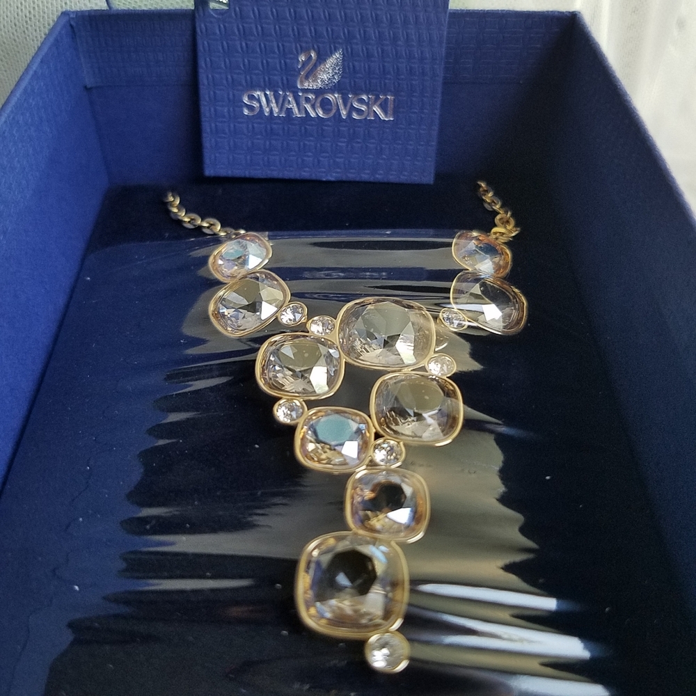 AUTHENTIC SWAROVSKI Gold Plated Fantasy Cluster Necklace NEW IN BOX